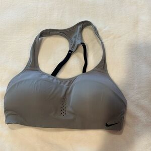 Nike Women's Light Gray Sports Bra